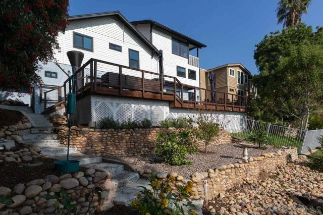 913 Johnson Ave, San Diego, CA 92103