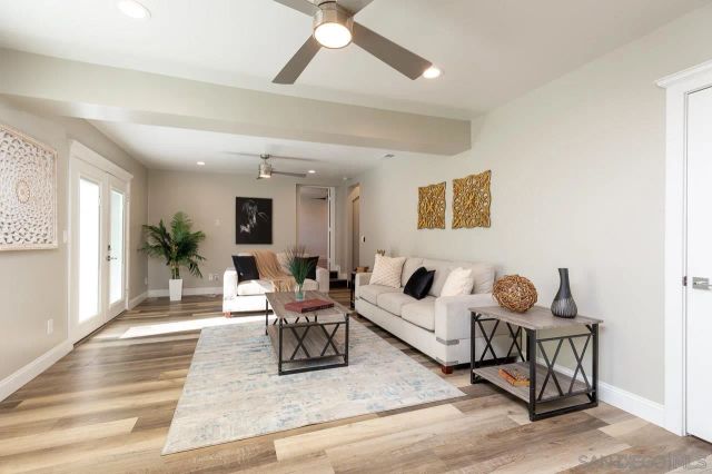 913 Johnson Ave, San Diego, CA 92103