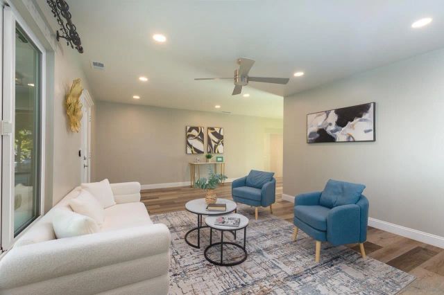 913 Johnson Ave, San Diego, CA 92103