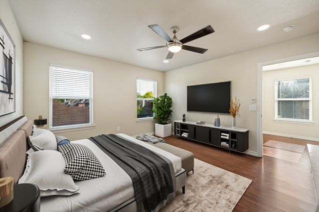 7498 Ravenhill Drive, Frisco, TX 75035