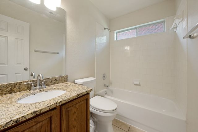 7498 Ravenhill Drive, Frisco, TX 75035