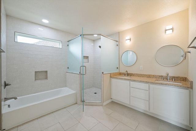 7498 Ravenhill Drive, Frisco, TX 75035