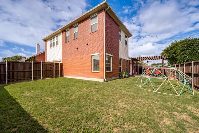 7498 Ravenhill Drive, Frisco, TX 75035