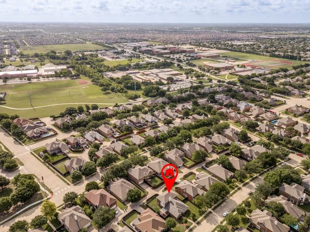 7498 Ravenhill Drive, Frisco, TX 75035