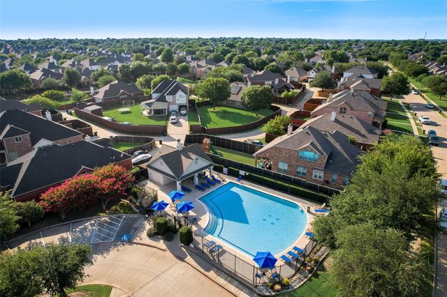7498 Ravenhill Drive, Frisco, TX 75035