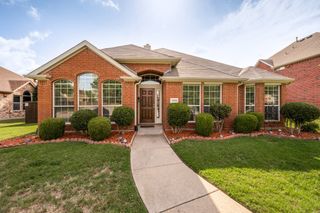 7498 Ravenhill Drive, Frisco, TX 75035