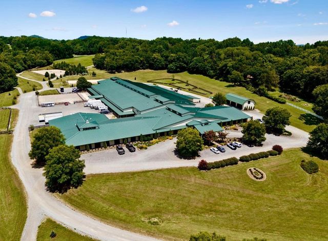 8518 Blanton Ct, College Grove, TN 37046