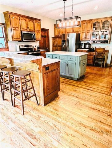 4710 NE 60th Terrace, Kansas City, MO 64119