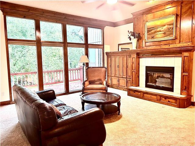 4710 NE 60th Terrace, Kansas City, MO 64119