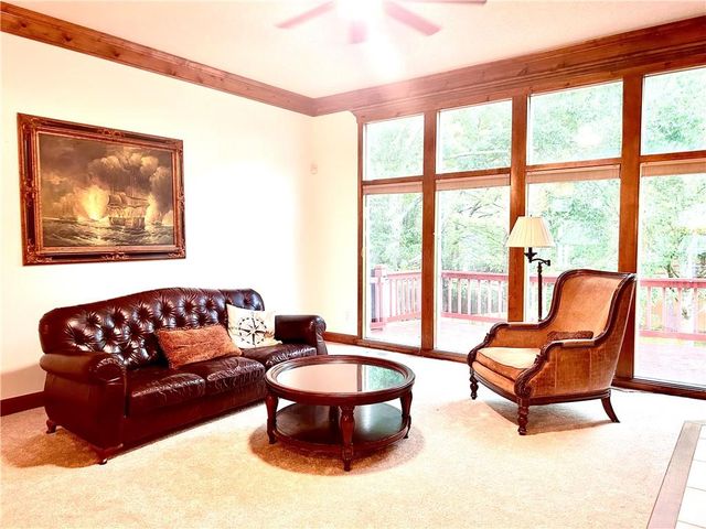 4710 NE 60th Terrace, Kansas City, MO 64119