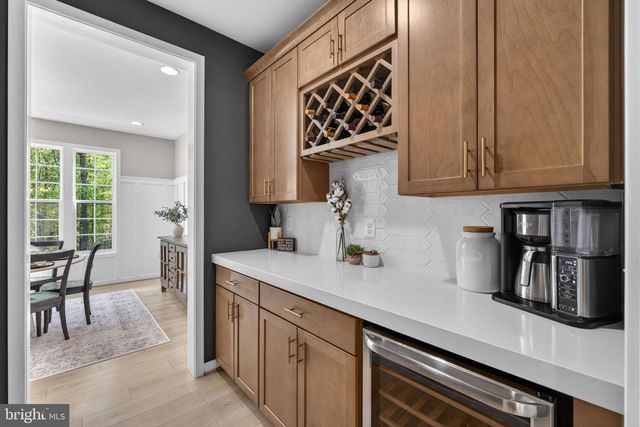 15055 FALLEN OAKS PL, Gainesville, VA 20155