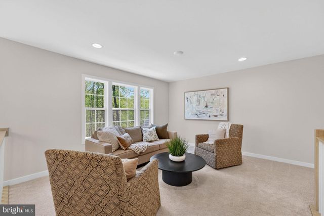 15055 FALLEN OAKS PL, Gainesville, VA 20155
