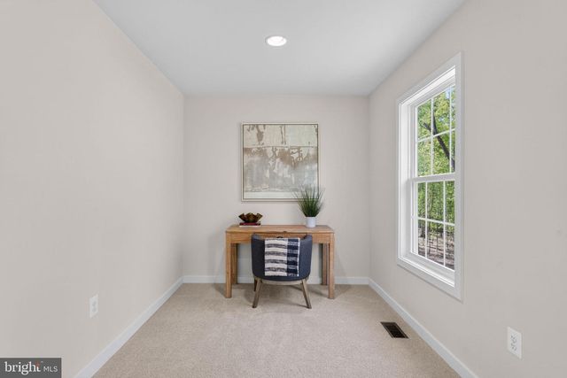 15055 FALLEN OAKS PL, Gainesville, VA 20155