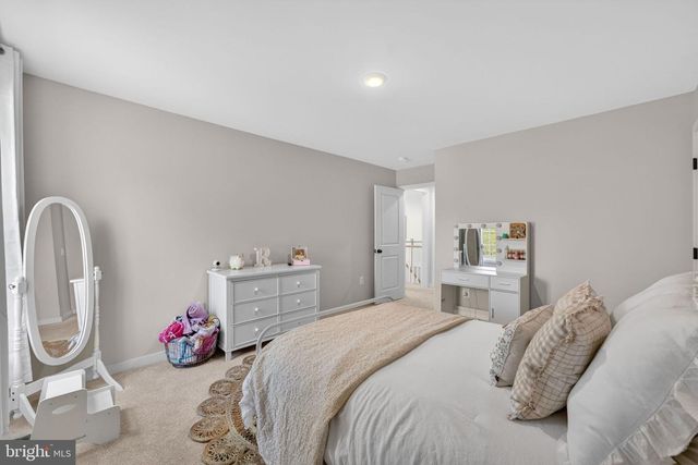 15055 FALLEN OAKS PL, Gainesville, VA 20155