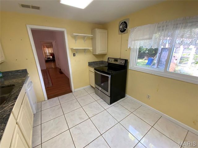 17303 Manchester Road, Wildwood, MO 63038