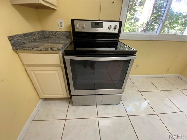 17303 Manchester Road, Wildwood, MO 63038