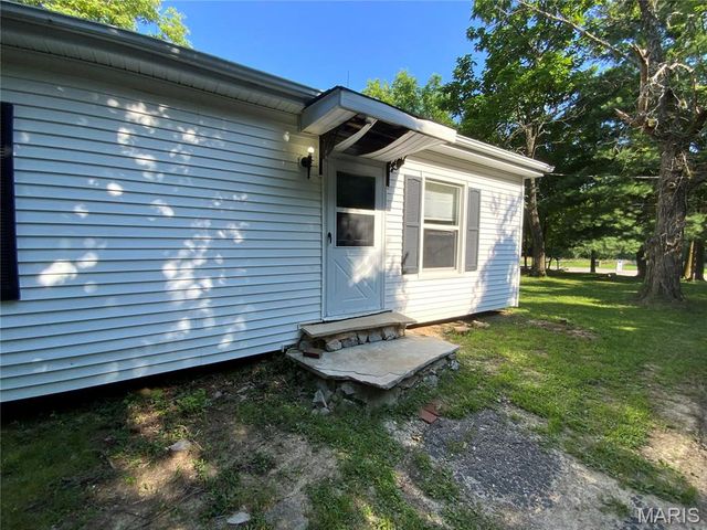 17303 Manchester Road, Wildwood, MO 63038
