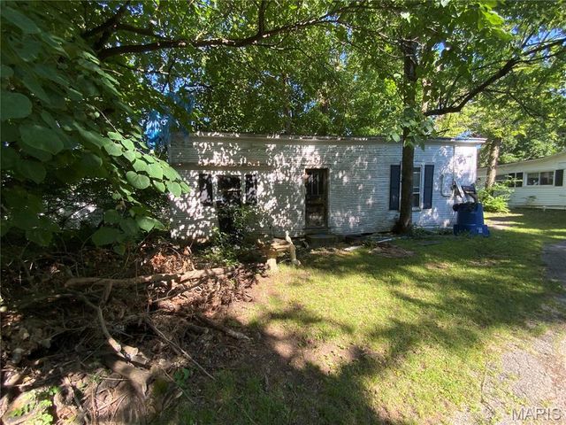 17303 Manchester Road, Wildwood, MO 63038