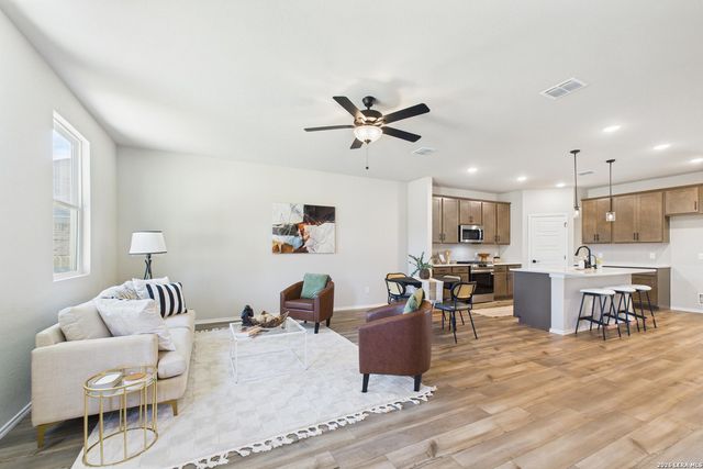 10406 Briceway Fall, San Antonio, TX 78254