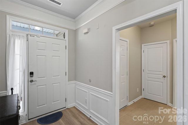 9114 Beaver Brook Way, Charlotte, NC 28277