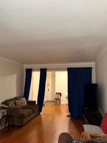 35-35 75th Street 105, Jackson Heights, NY 11372