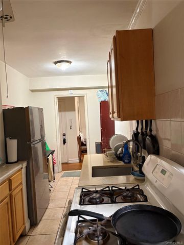 35-35 75th Street 105, Jackson Heights, NY 11372