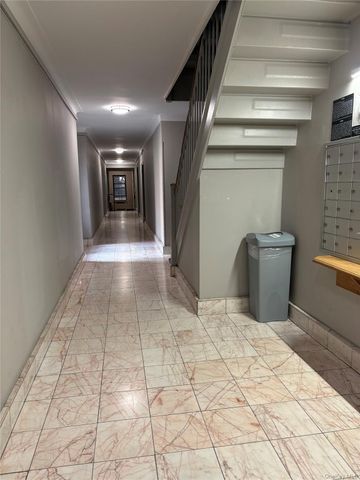 35-35 75th Street 105, Jackson Heights, NY 11372