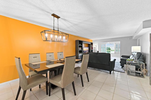 14096 Huntington Pointe Drive 305, Delray Beach, FL 33484