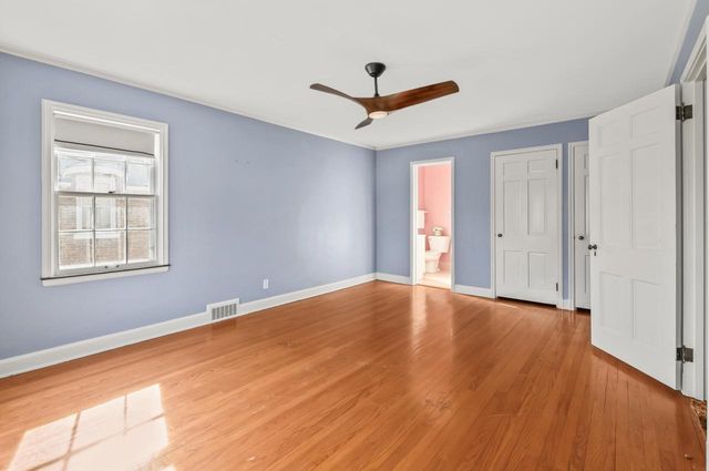 2417 N 96th STREET, Wauwatosa, WI 53226