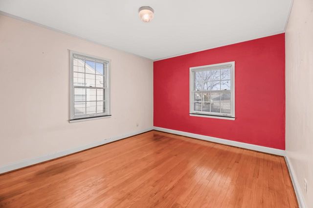 2417 N 96th STREET, Wauwatosa, WI 53226