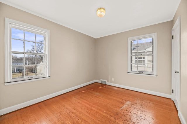 2417 N 96th STREET, Wauwatosa, WI 53226