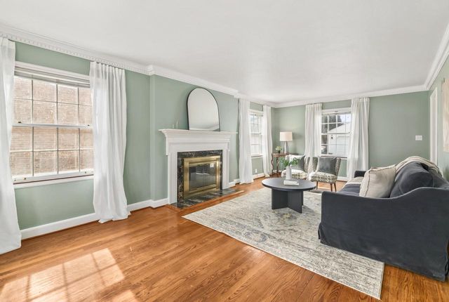 2417 N 96th STREET, Wauwatosa, WI 53226