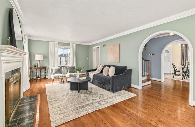 2417 N 96th STREET, Wauwatosa, WI 53226