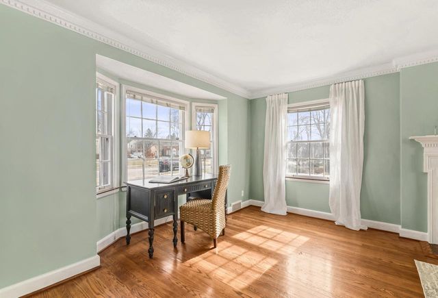 2417 N 96th STREET, Wauwatosa, WI 53226