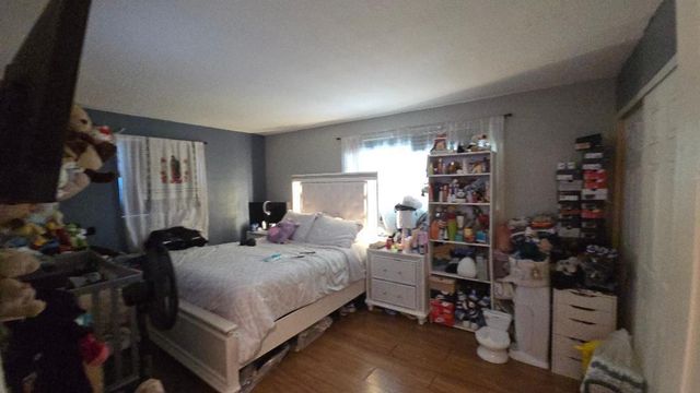 911 NE 58TH Street, Oakland Park, FL 33334