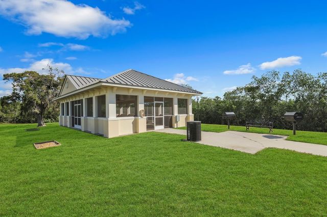 7318 MARATHON DRIVE, Seminole, FL 33777