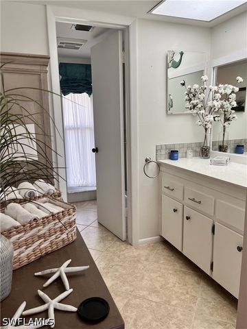 348 Tern DR 4, Naples, FL 34112