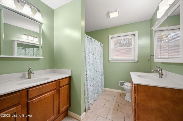 1912 Milburt Dr, Louisville, KY 40223