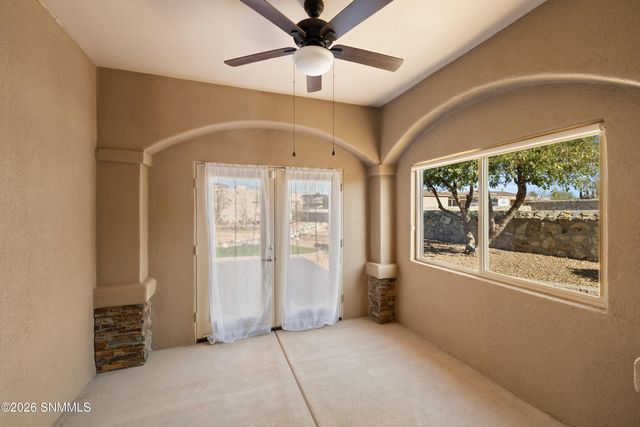 139 Coues Deer Avenue, Las Cruces, NM 88007