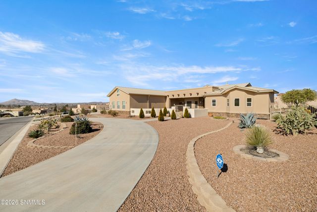 139 Coues Deer Avenue, Las Cruces, NM 88007