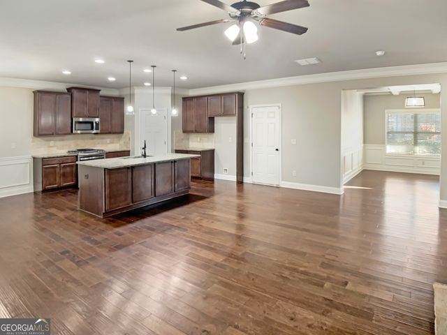 990 Mulberry Bay Drive, Dacula, GA 30019