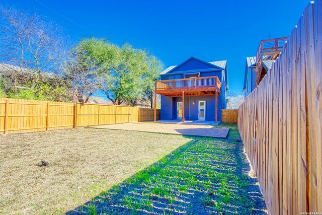 1115 N Palmetto, San Antonio, TX 78202