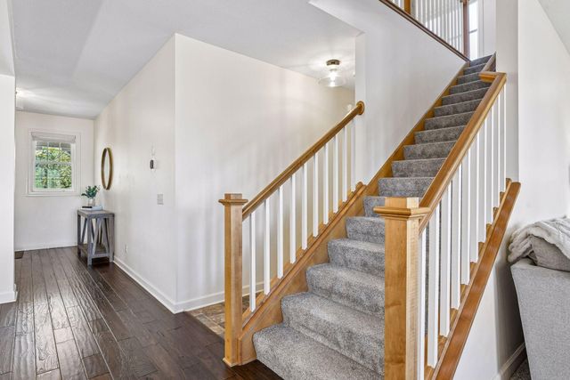 3917 Valencia Lane, Chaska, MN 55318