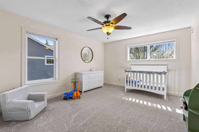 3917 Valencia Lane, Chaska, MN 55318