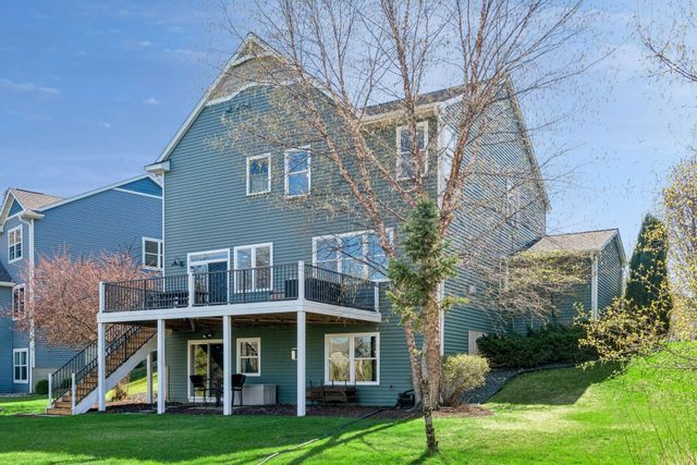 3917 Valencia Lane, Chaska, MN 55318