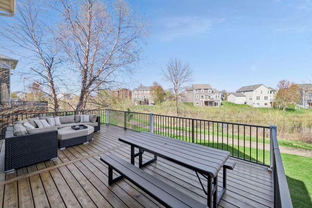3917 Valencia Lane, Chaska, MN 55318