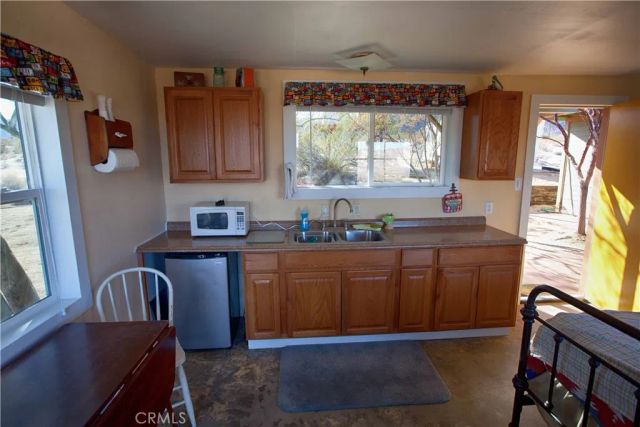 68033 Sullivan Road, 29 Palms, CA 92277