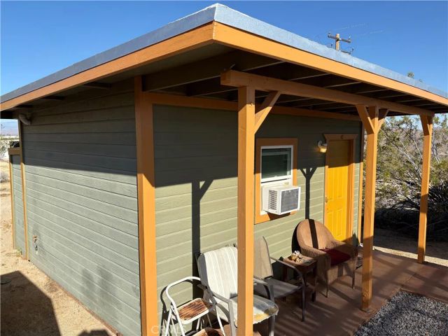 68033 Sullivan Road, 29 Palms, CA 92277