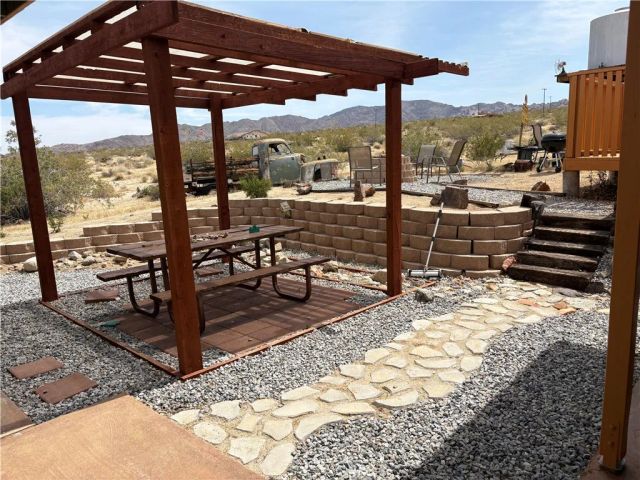 68033 Sullivan Road, 29 Palms, CA 92277