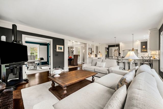 237 Storey Ave, Newburyport, MA 01950